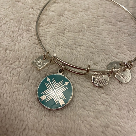 Bundle of 4 Alex and Ani bracelets - Picture 3 of 5